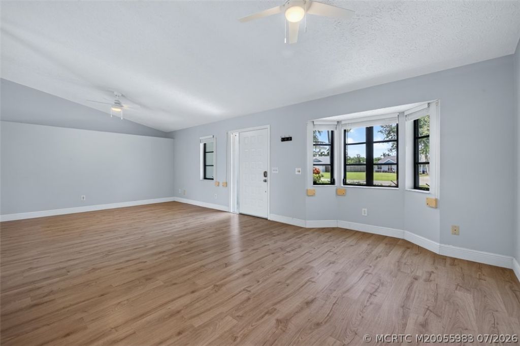507 NE Silver Oak Terrace, Jensen Beach, FL 34957 Photo