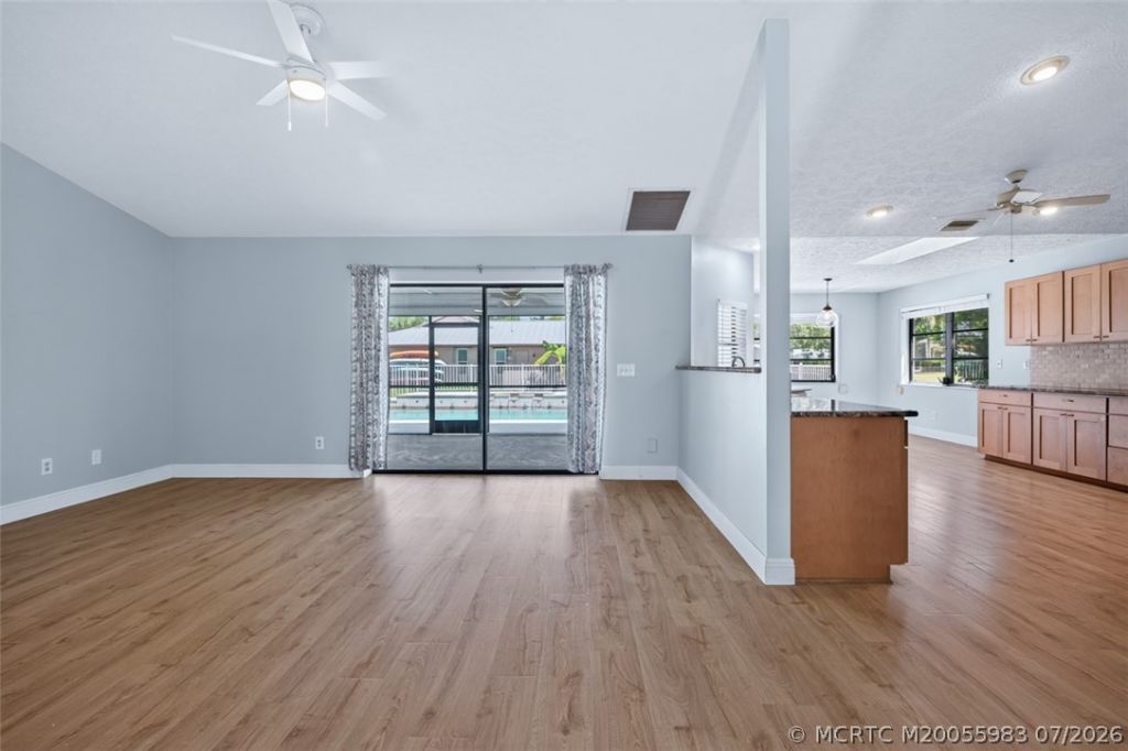 507 NE Silver Oak Terrace, Jensen Beach, FL 34957 Photo