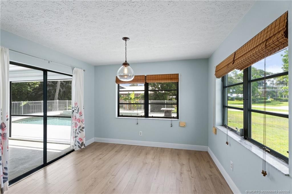 507 NE Silver Oak Terrace, Jensen Beach, FL 34957 Photo