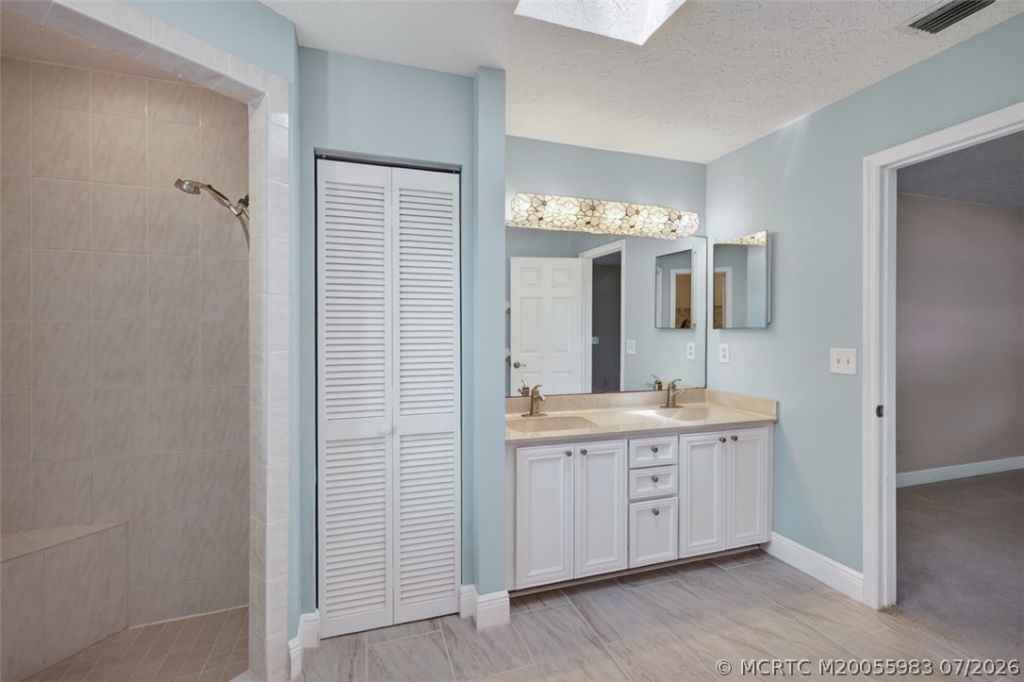 507 NE Silver Oak Terrace, Jensen Beach, FL 34957 Photo