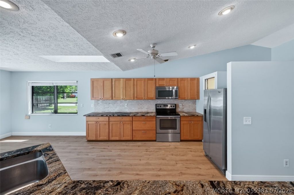 507 NE Silver Oak Terrace, Jensen Beach, FL 34957 Photo