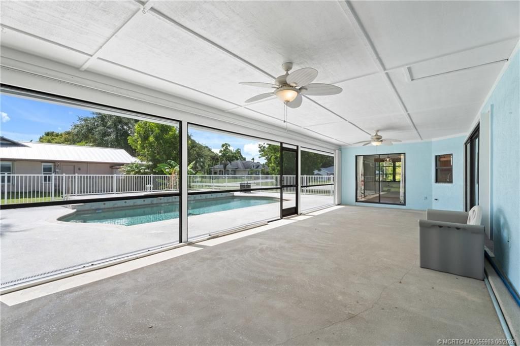 507 NE Silver Oak Terrace, Jensen Beach, FL 34957 Photo