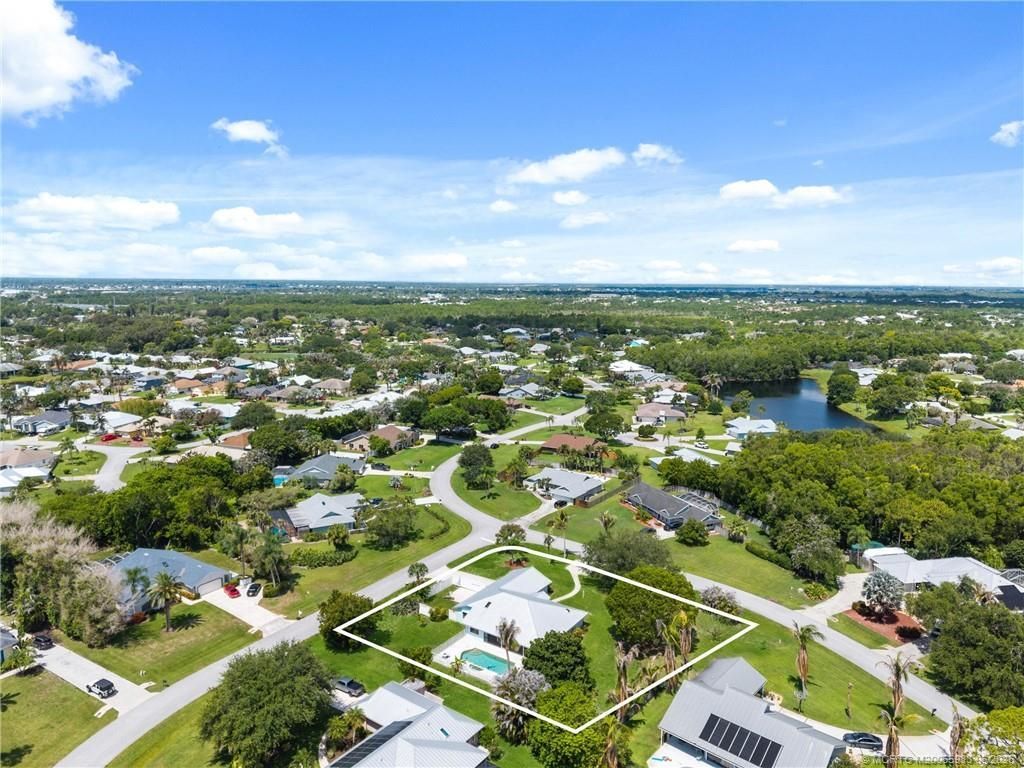 507 NE Silver Oak Terrace, Jensen Beach, FL 34957 Photo