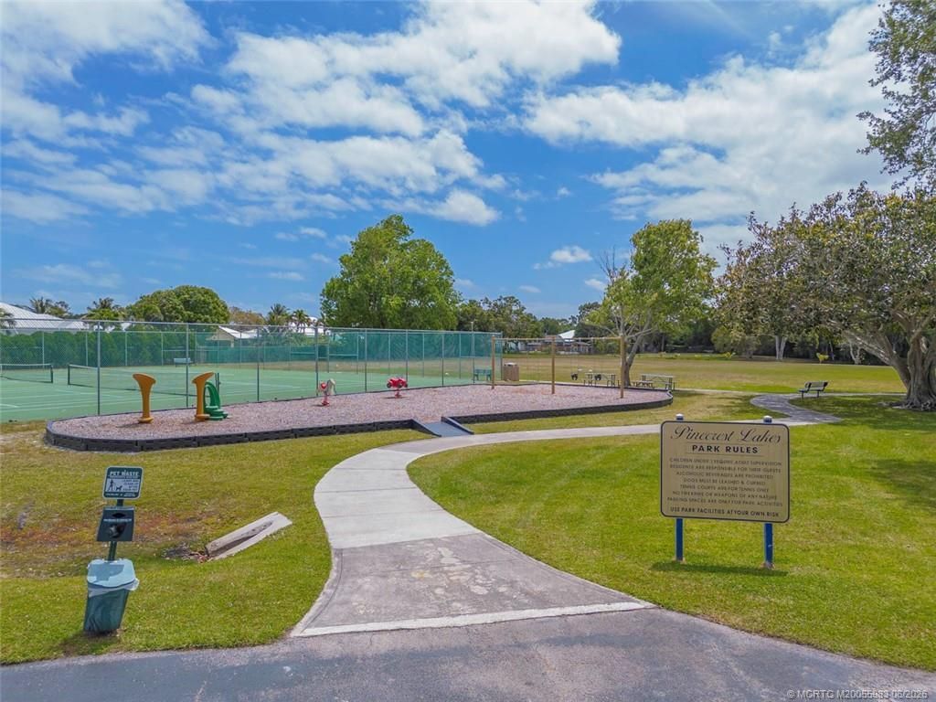 507 NE Silver Oak Terrace, Jensen Beach, FL 34957 Photo