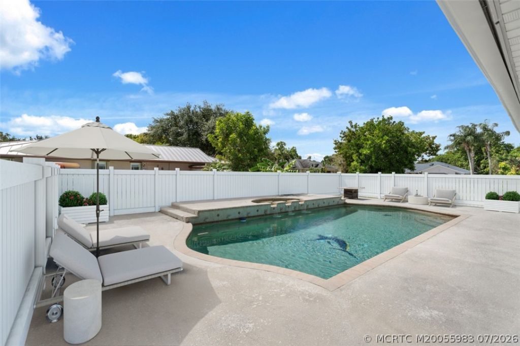 507 NE Silver Oak Terrace, Jensen Beach, FL 34957 Photo