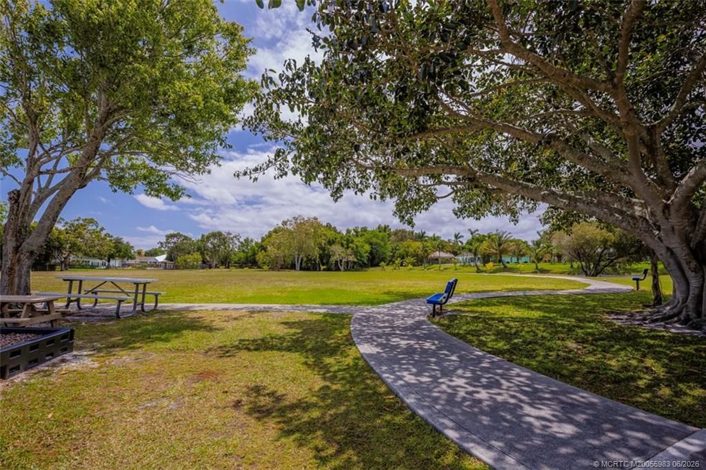 507 NE Silver Oak Terrace, Jensen Beach, FL 34957 Photo