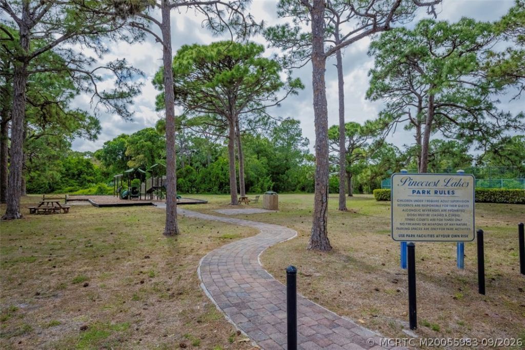 507 NE Silver Oak Terrace, Jensen Beach, FL 34957 Photo
