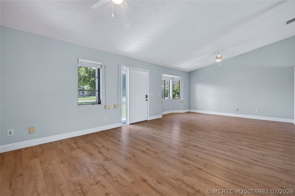 507 NE Silver Oak Terrace, Jensen Beach, FL 34957 Photo