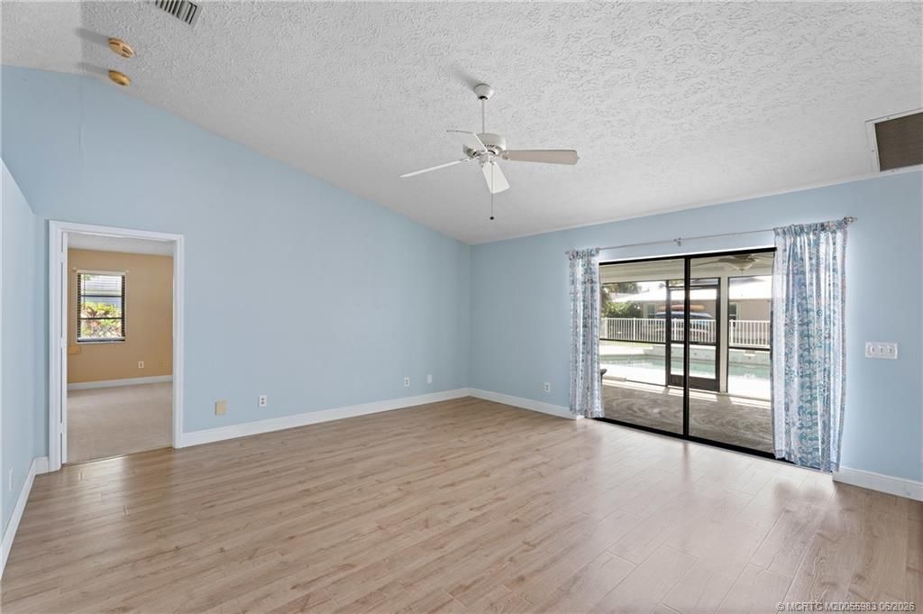 507 NE Silver Oak Terrace, Jensen Beach, FL 34957 Photo