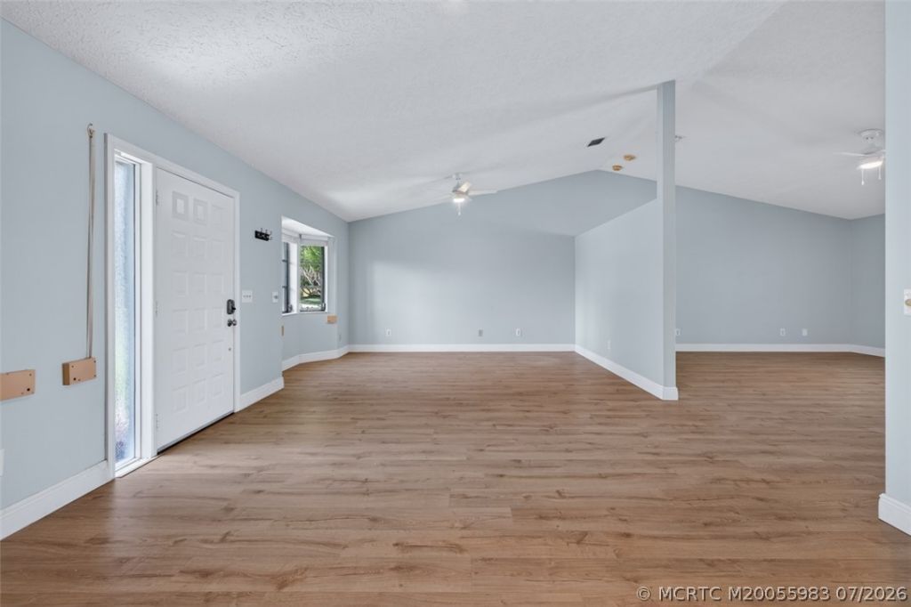 507 NE Silver Oak Terrace, Jensen Beach, FL 34957 Photo