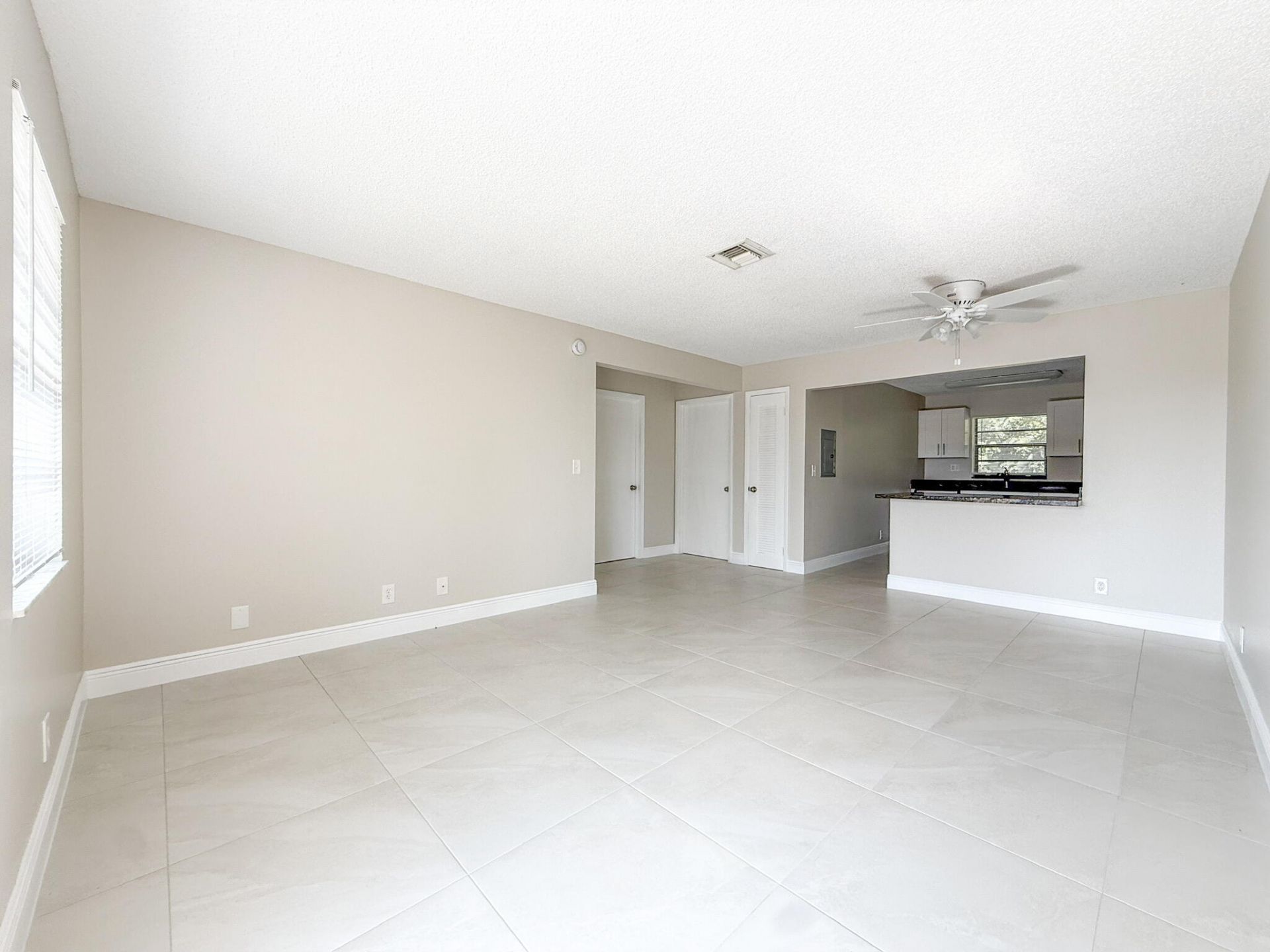 1515 N Federal Highway, Unit 8, Lake Worth Beach, FL 33460 Main Photo