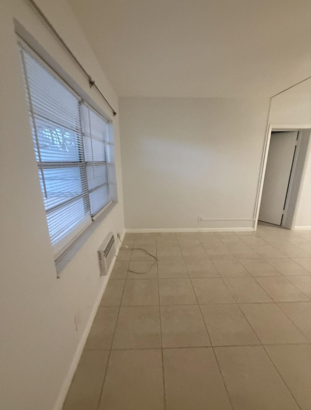 2017 NE 18th Street, Unit 1, Fort Lauderdale, FL 33305 Photo