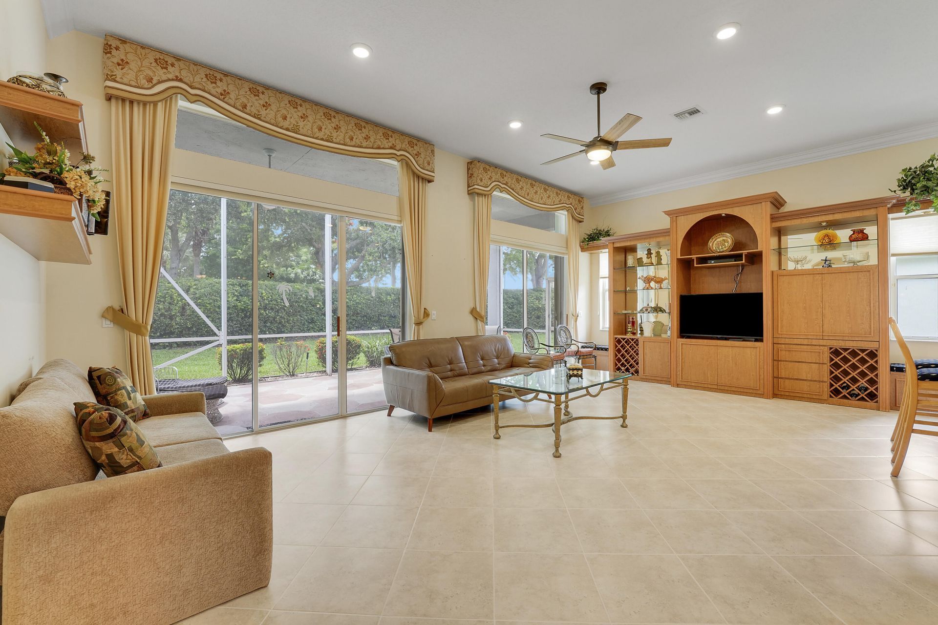 6554 Pavone Street, Lake Worth, FL 33467 Photo