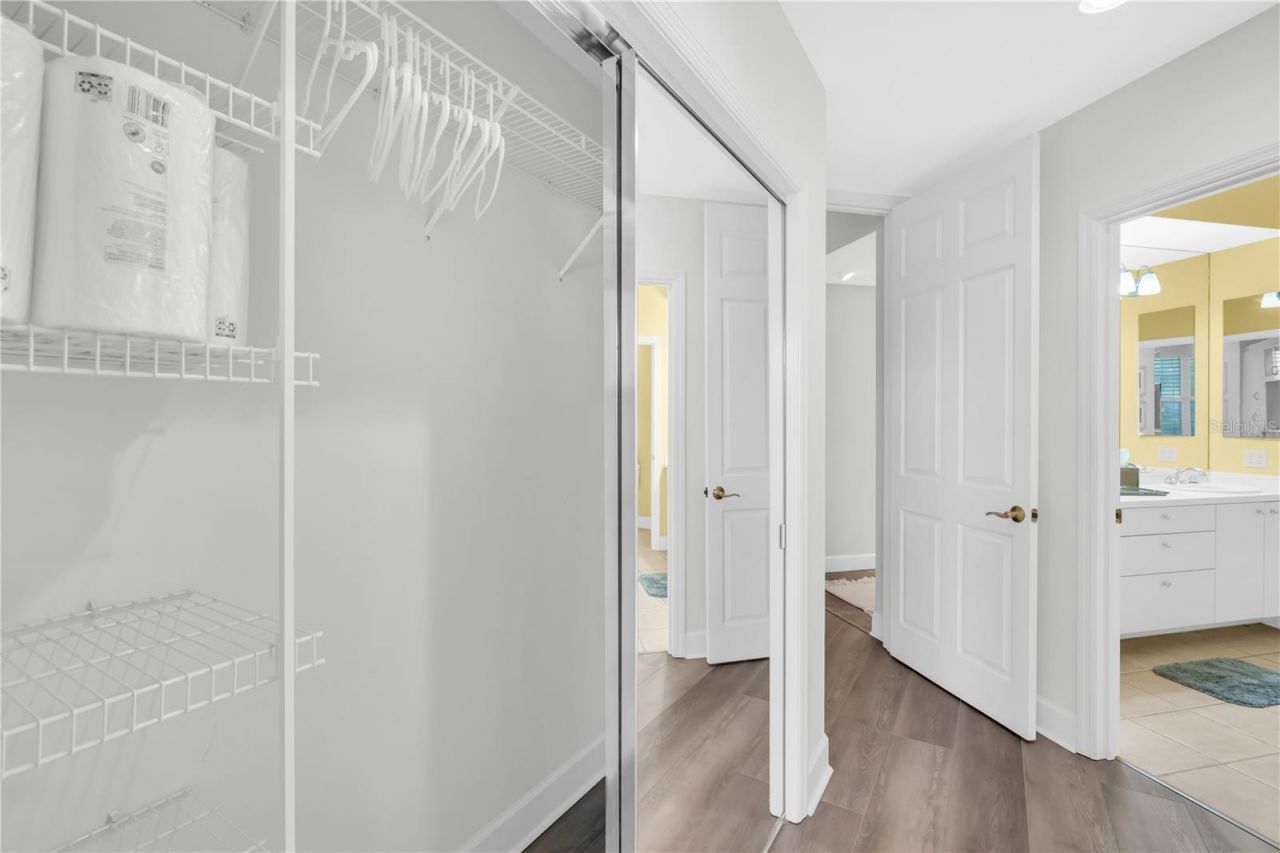 5204 Bouchard Circle, Unit 102, Sarasota, FL 34238 Photo
