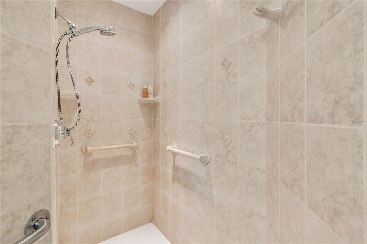 5204 Bouchard Circle, Unit 102, Sarasota, FL 34238 Photo