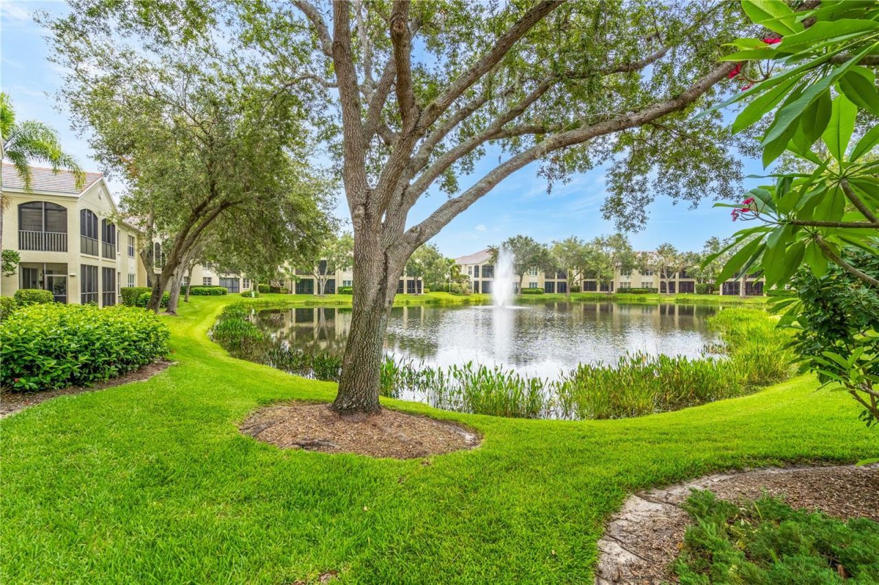 5204 Bouchard Circle, Unit 102, Sarasota, FL 34238 Photo