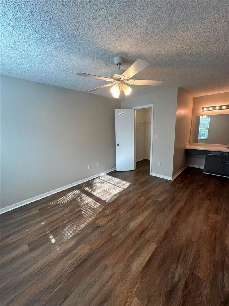 4658 Commander Drive , Unit 834, Orlando, FL 32822 Photo