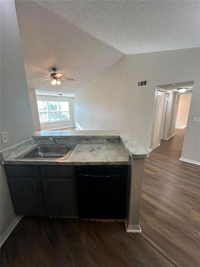 4658 Commander Drive , Unit 834, Orlando, FL 32822 Photo