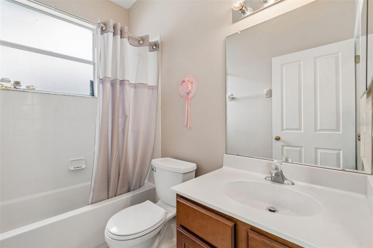 2005 Wexford Green Drive, Valrico, FL 33594 Photo