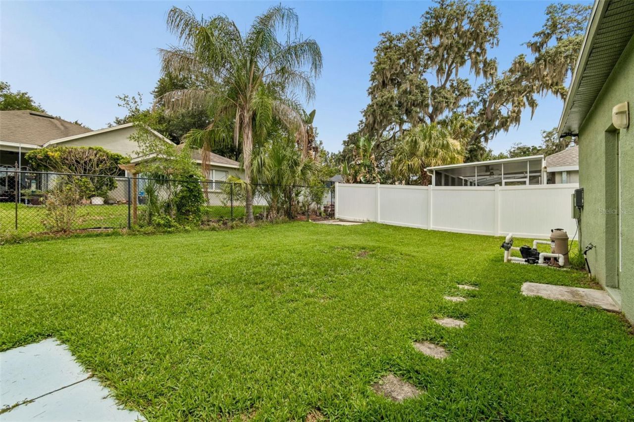 2005 Wexford Green Drive, Valrico, FL 33594 Photo