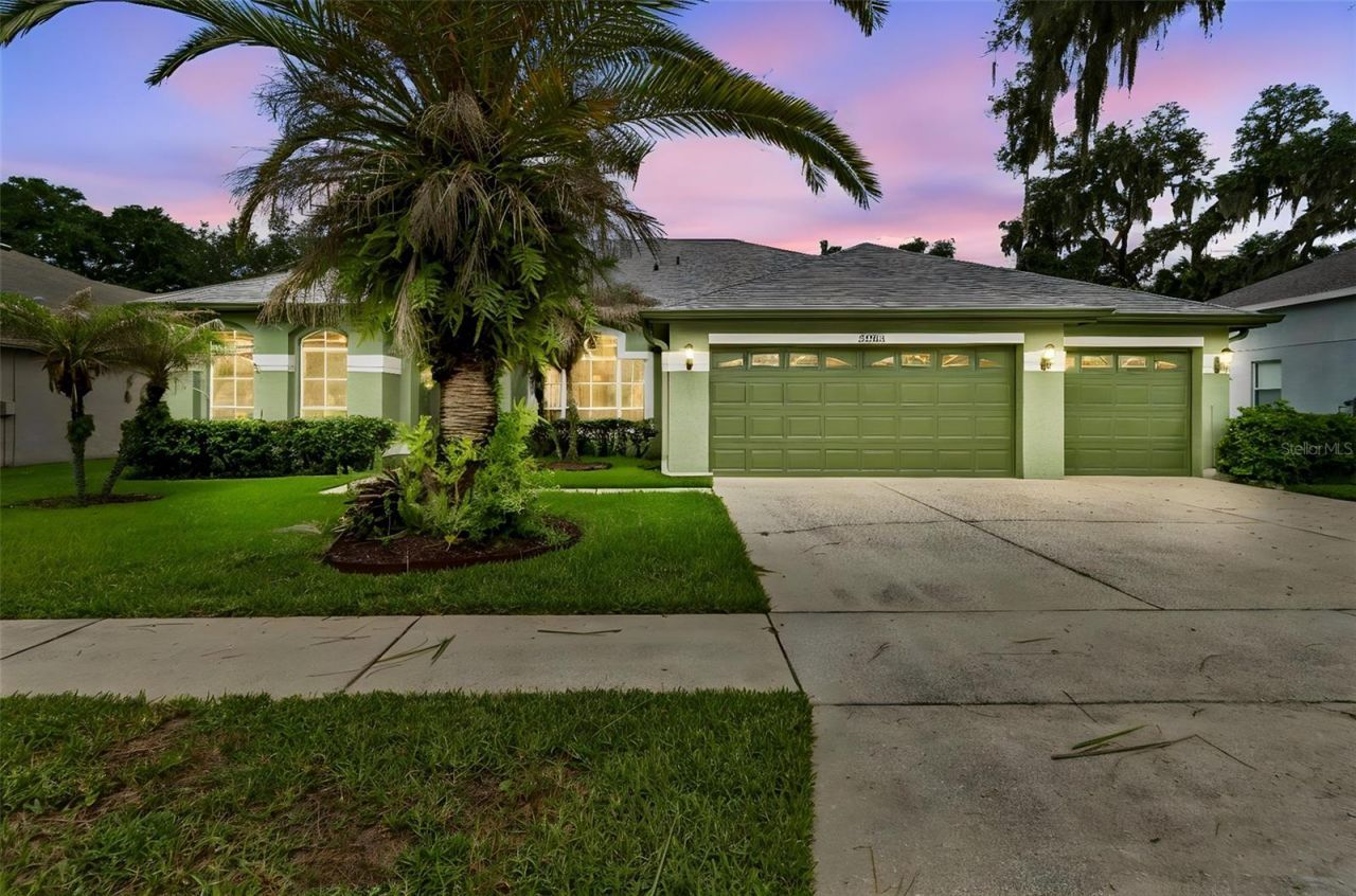 2005 Wexford Green Drive , Valrico, FL 33594 Photo