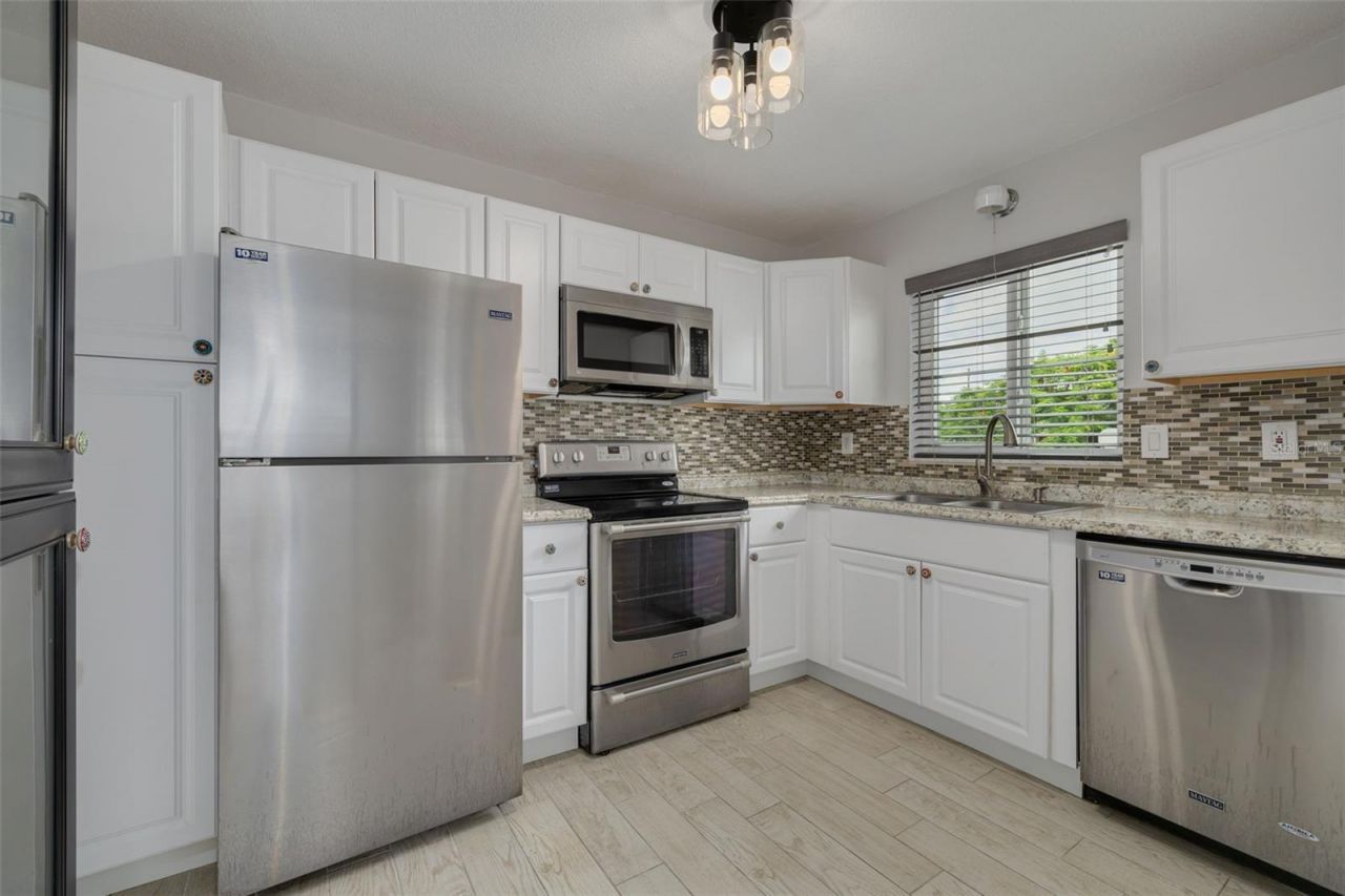 710 50th Avenue N, Saint Petersburg, FL 33703 Photo