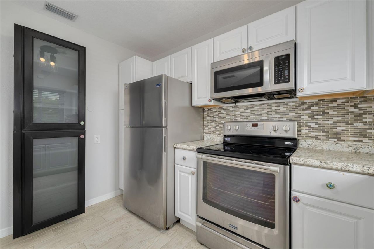 710 50th Avenue N, Saint Petersburg, FL 33703 Photo