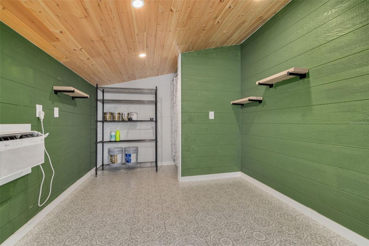 710 50th Avenue N, Saint Petersburg, FL 33703 Photo