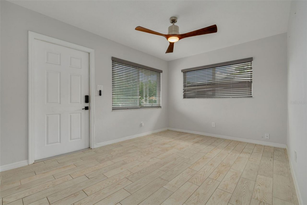 710 50th Avenue N, Saint Petersburg, FL 33703 Photo