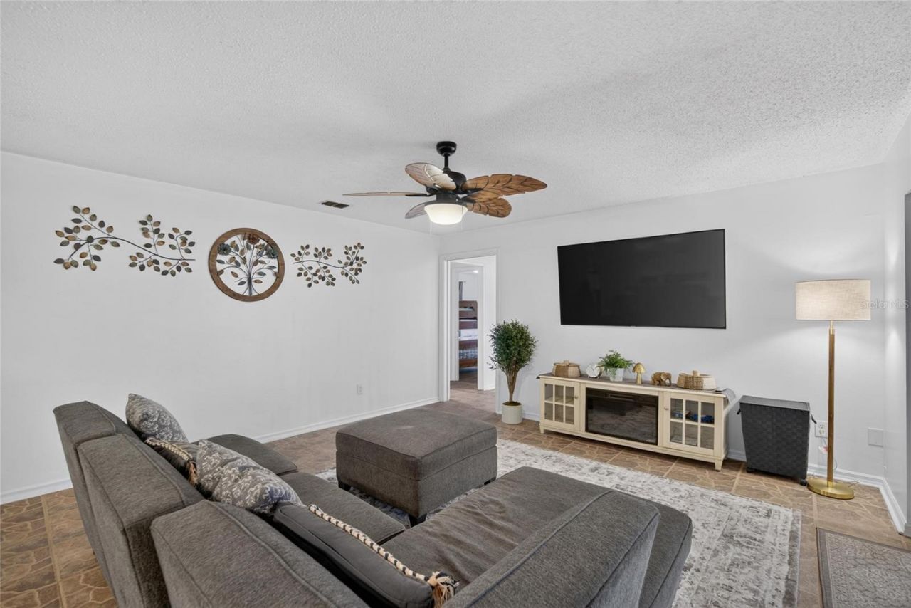 3708 Joe Sanchez Rd , Plant City, FL 33565 Photo