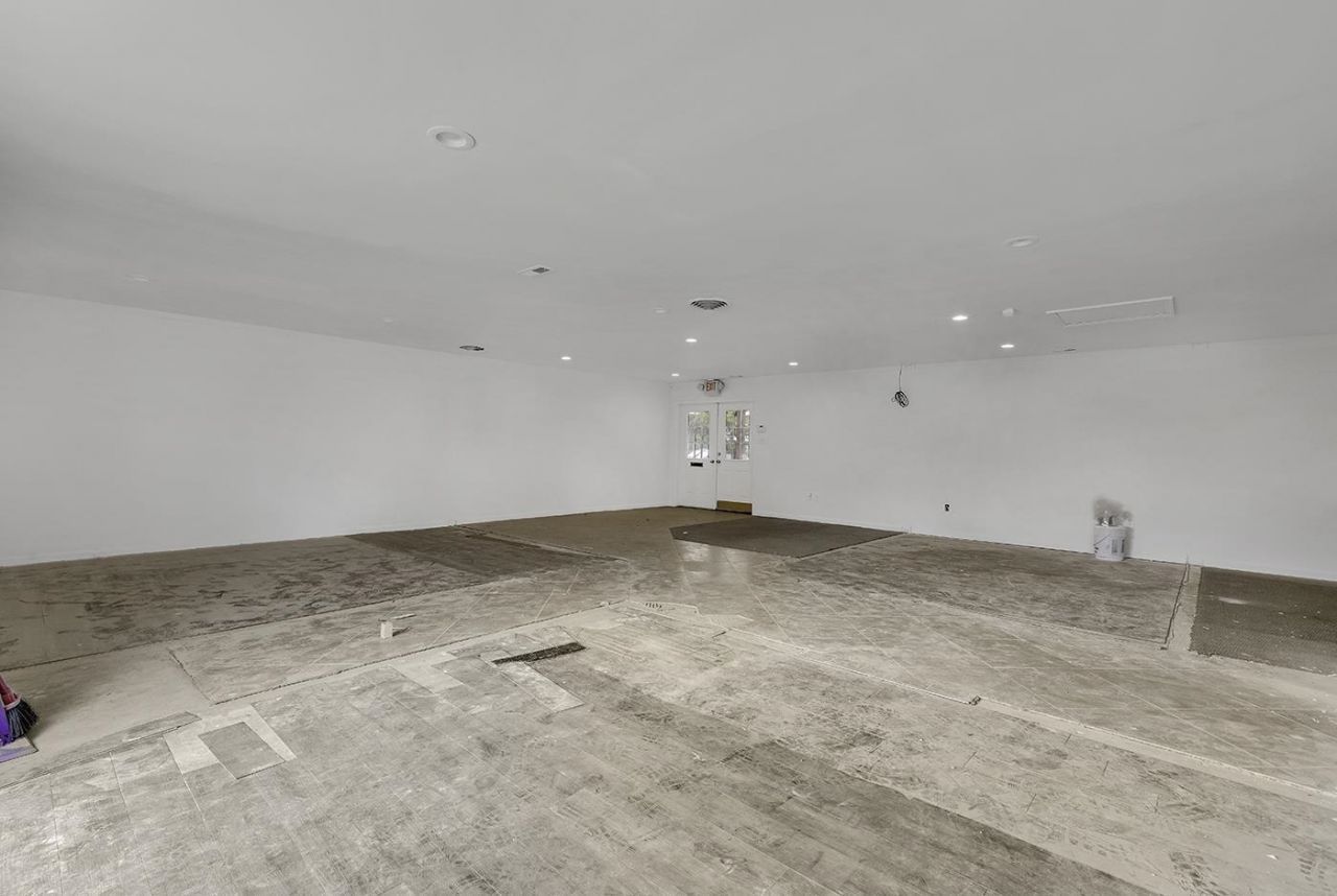 10080 Ocean Hwy.  Photo 8