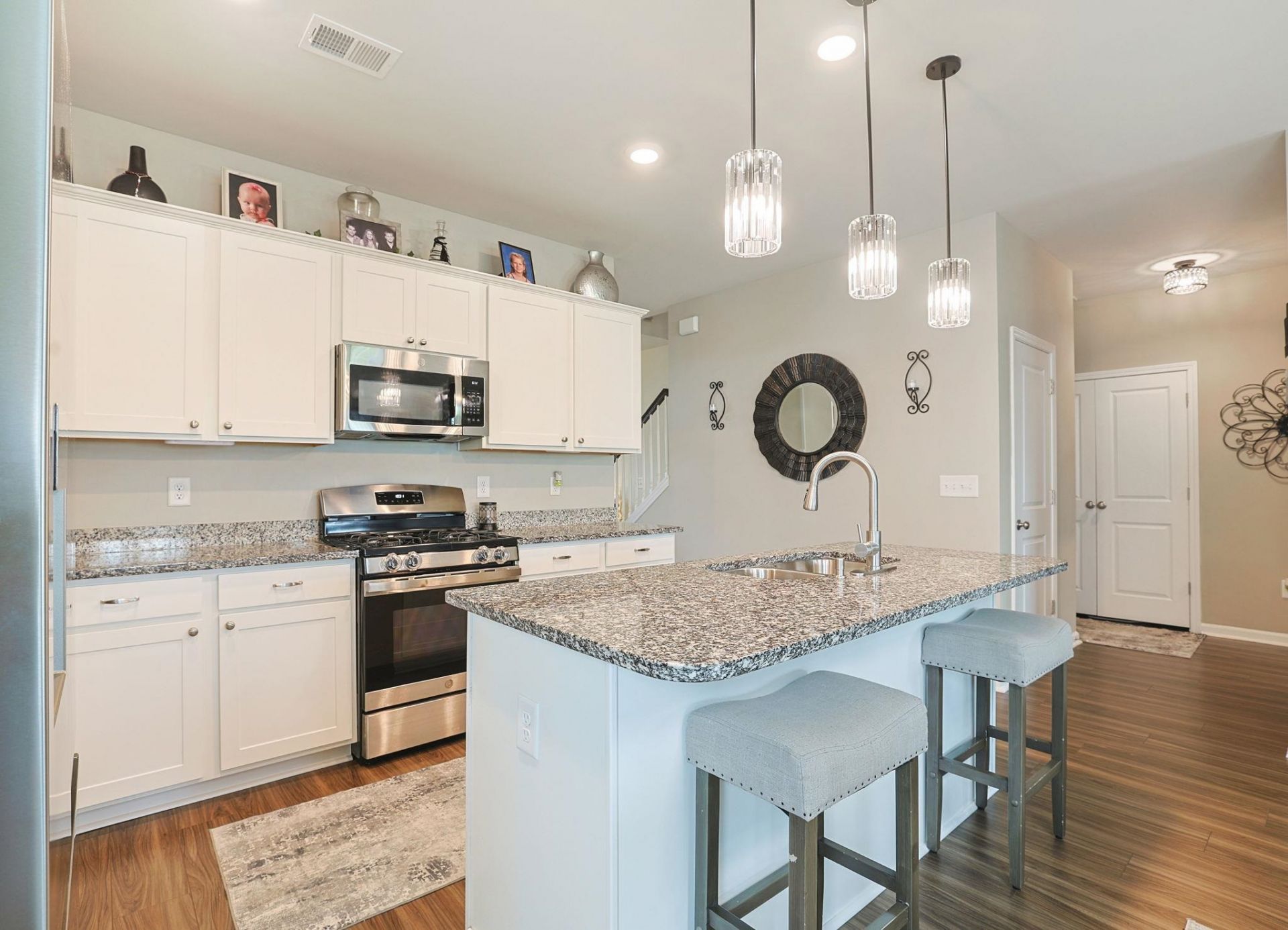 1221 Boswell Ct.  Photo 9