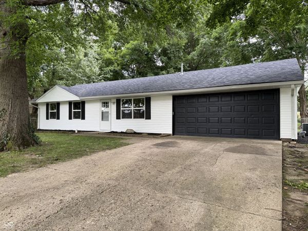 1225 Ridge Top Drive , Greenwood, IN 46142