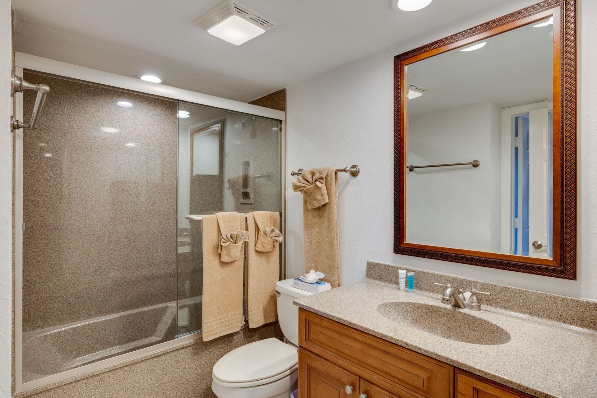 2445 W Gulf Dr, Unit 22B, Sanibel, FL 33957 Photo