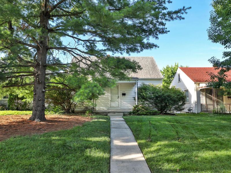 375 E Royal Forest Boulevard , Columbus, OH 43214 Photo 2
