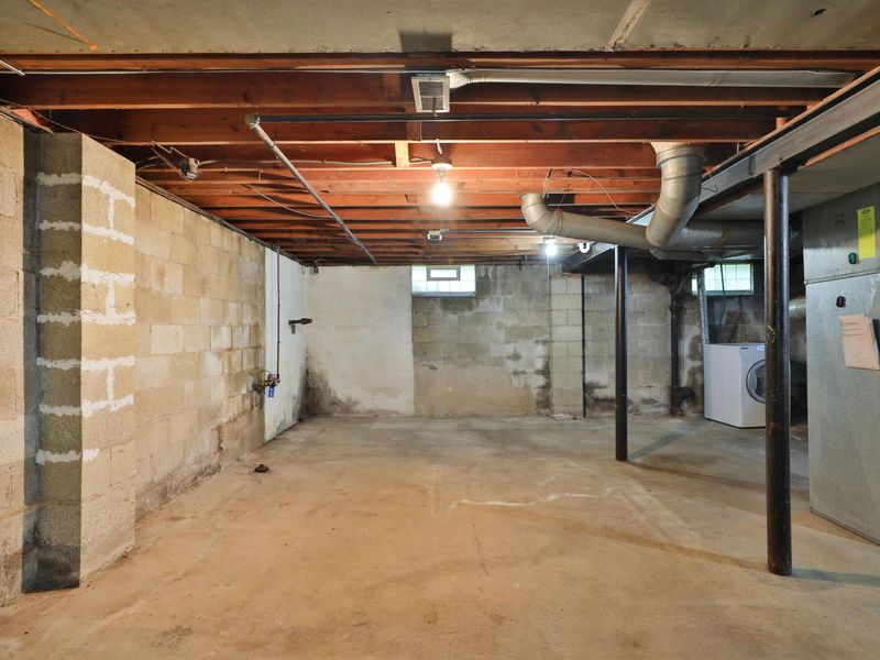 375 E Royal Forest Boulevard , Columbus, OH 43214 Photo 38