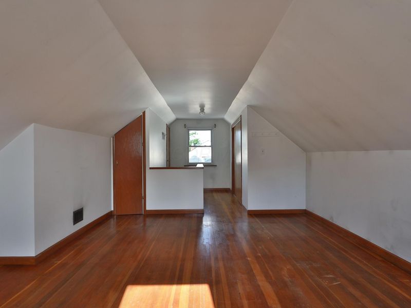 375 E Royal Forest Boulevard , Columbus, OH 43214 Photo 39