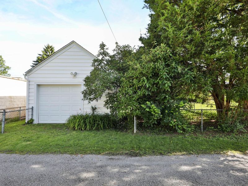 375 E Royal Forest Boulevard , Columbus, OH 43214 Photo 4