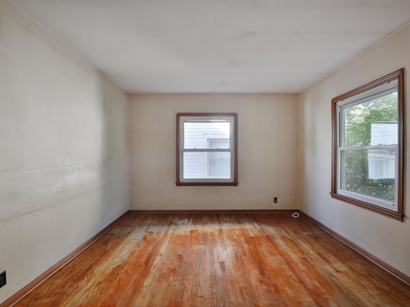 375 E Royal Forest Boulevard , Columbus, OH 43214 Photo 9