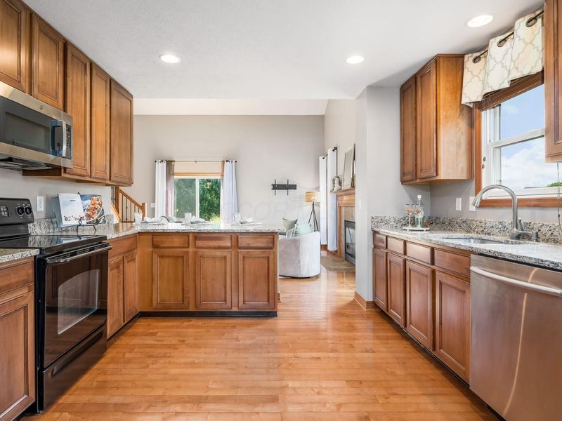 6878 Eliza Drive, Canal Winchester, OH 43110 Photo 10