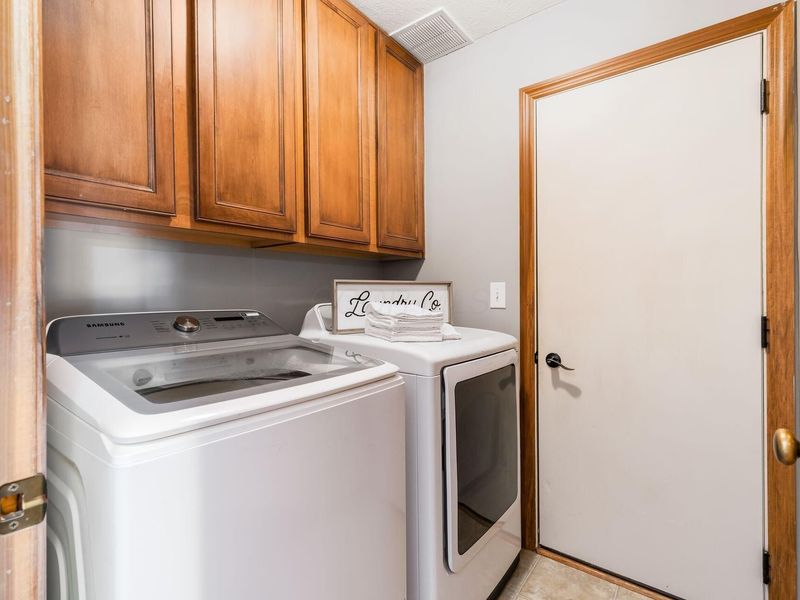 6878 Eliza Drive, Canal Winchester, OH 43110 Photo 19