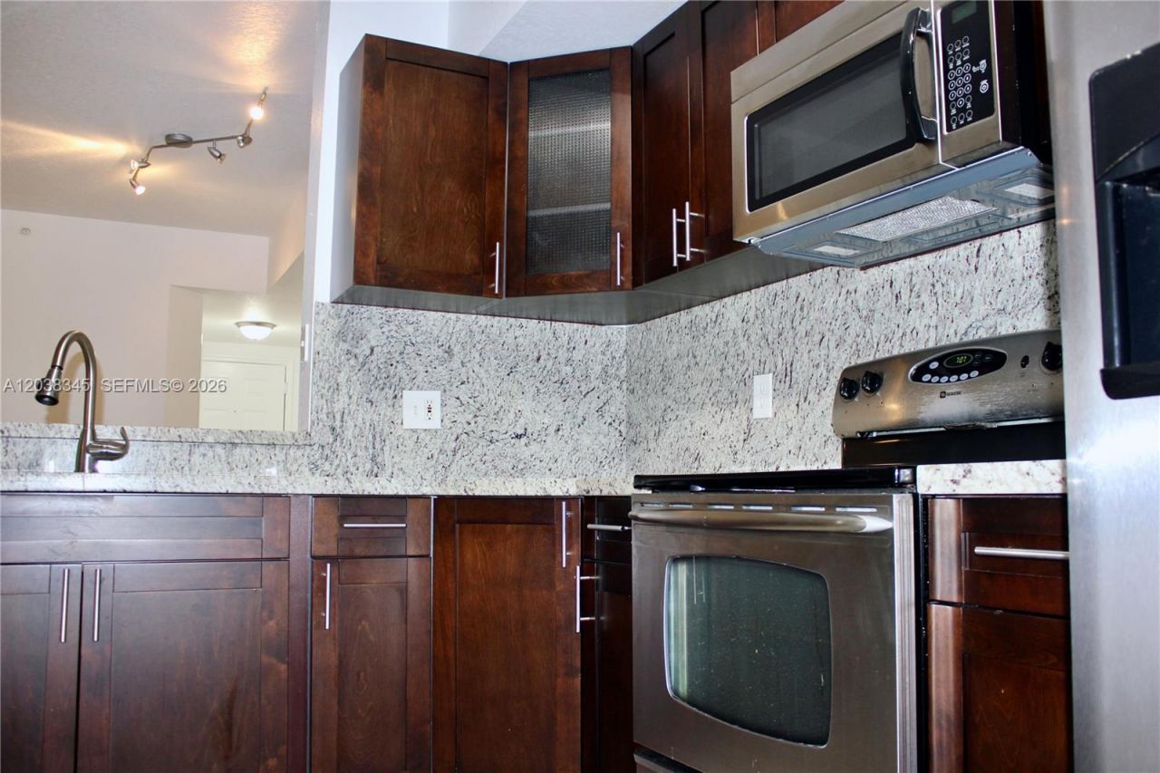 2548 Centergate Dr, Unit 107, Miramar, FL 33025 Photo