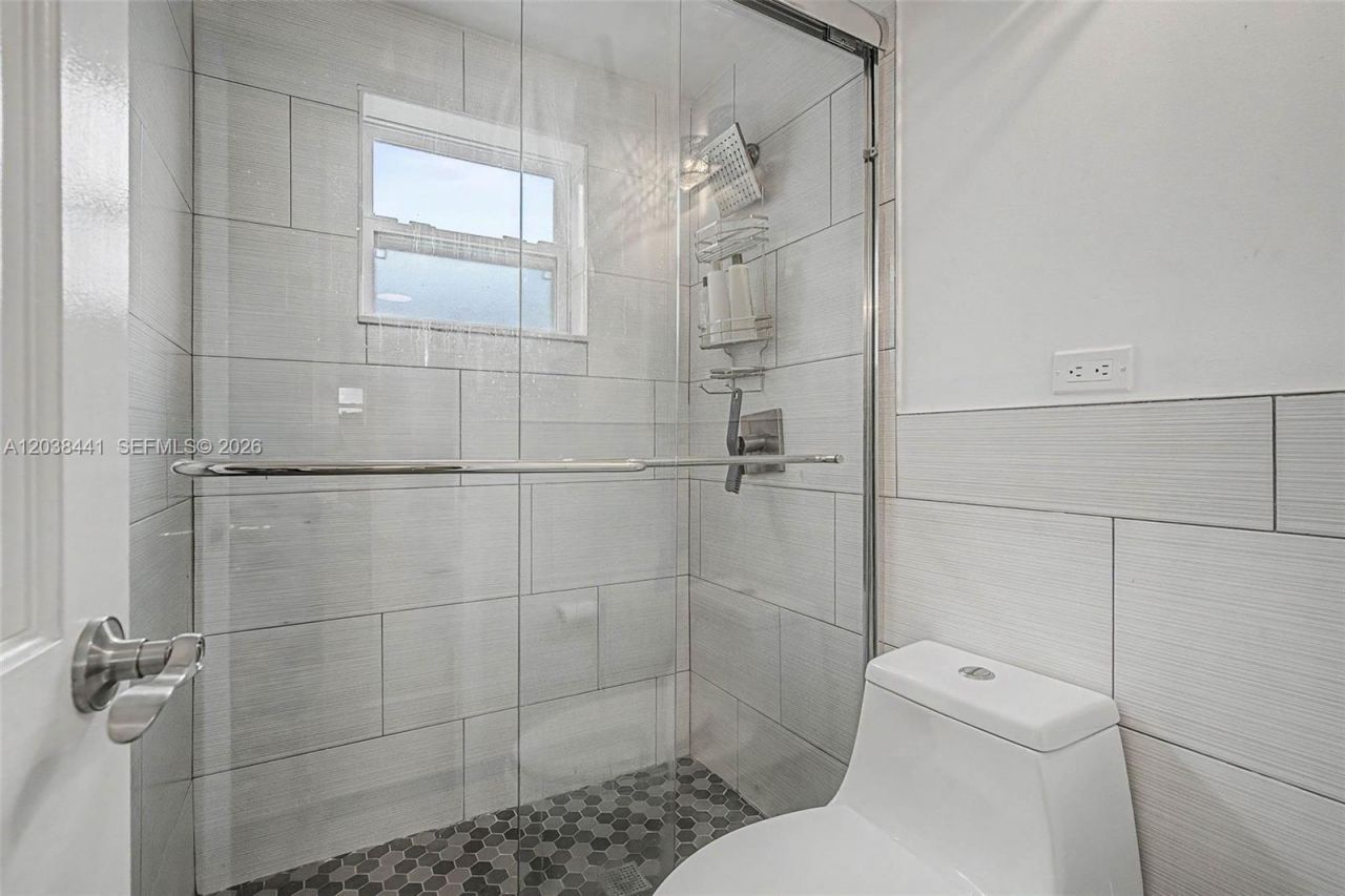 5910 SW 62nd Ter, South Miami, FL 33143 Photo