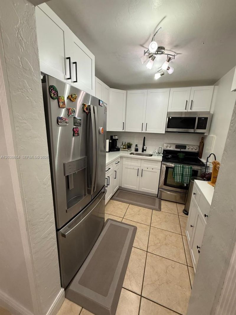 1275 W 35th St , Unit 32B, Hialeah, FL 33012 Photo