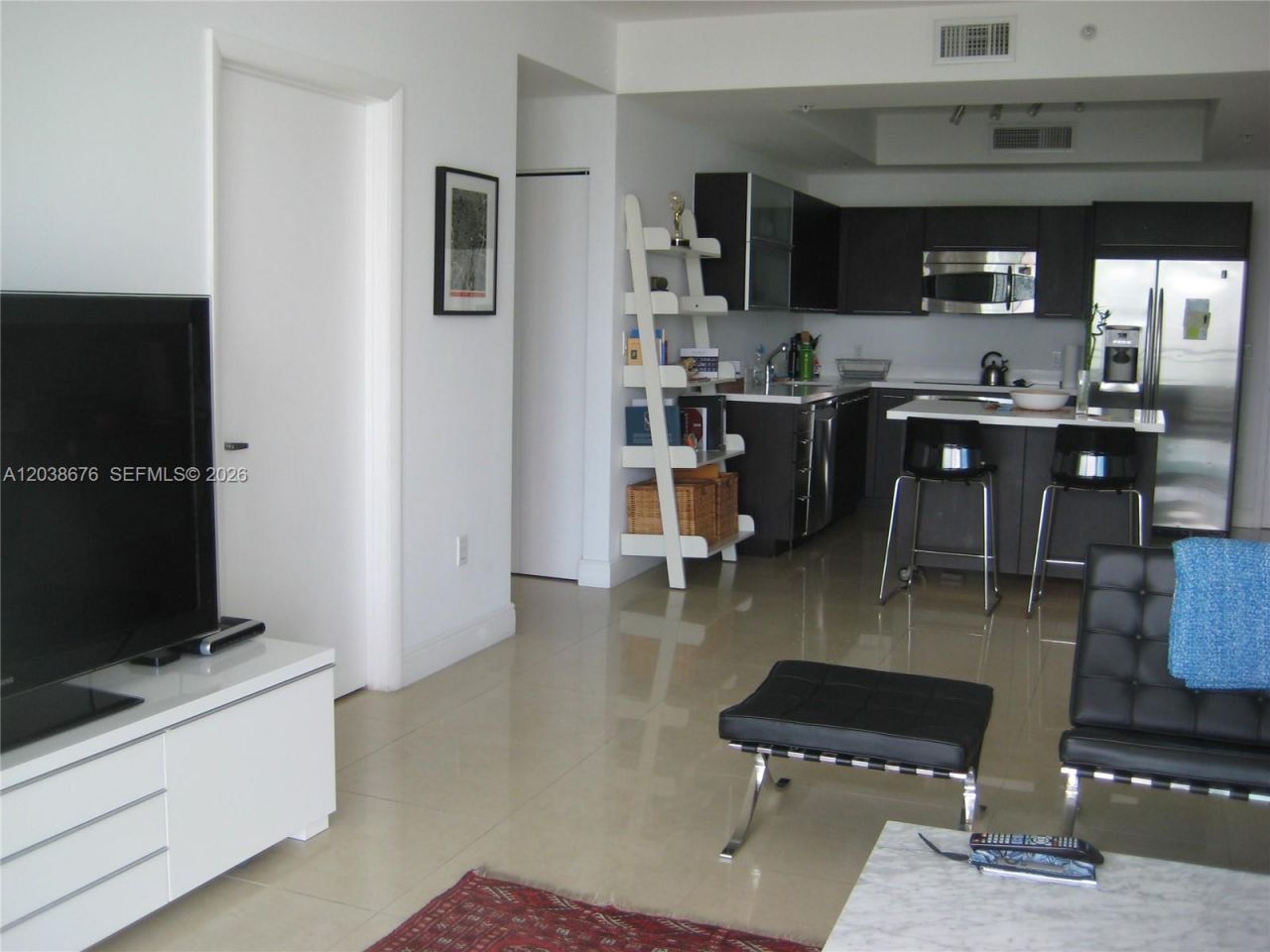 90 SW 3rd St , Unit 4311, Miami, FL 33130 Photo