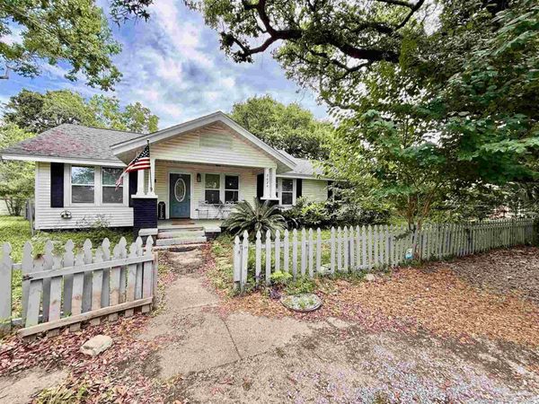 2624 W De Soto St, Unit A, Pensacola, FL 32505