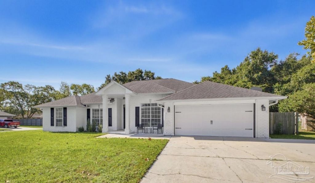 4647 Winterdale Dr, Pace, FL 32571 Main Photo