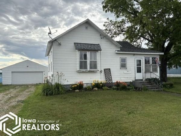 213 N 1st Street, Thornton, IA 50479