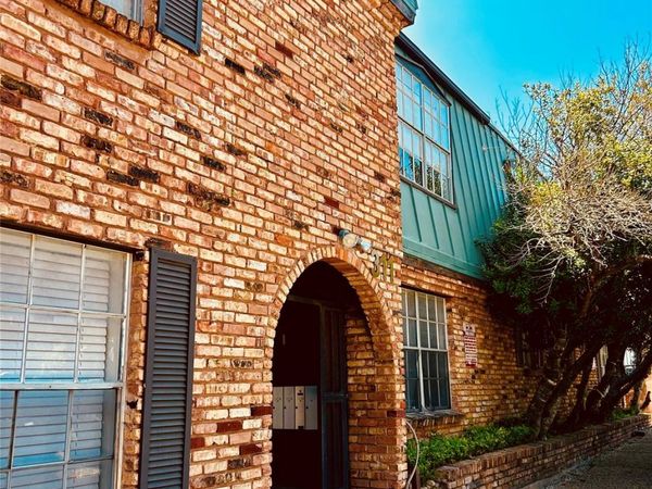 311 E 31st ST, Unit 306, Austin, TX 78705