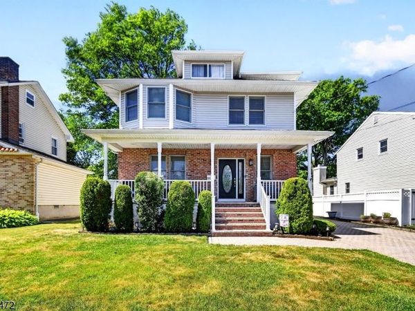 123 Gibson Blvd, Clark, NJ 07066